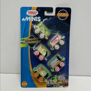 Thomas & Friends MINIS Glow in the Dark Trains - New